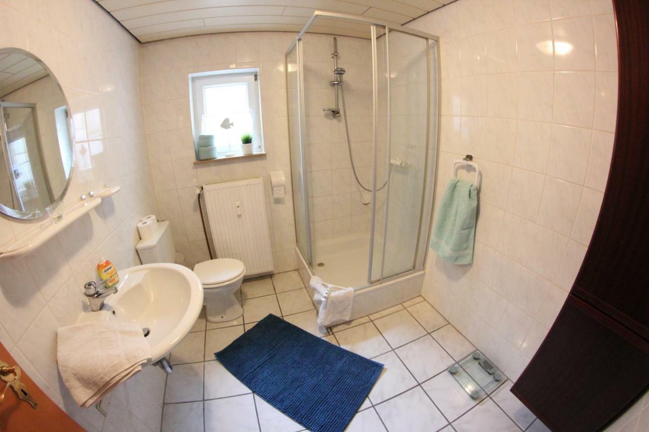 Ruhige Und Gemuetliche Ferienwohnung In Calden Екстер'єр фото
